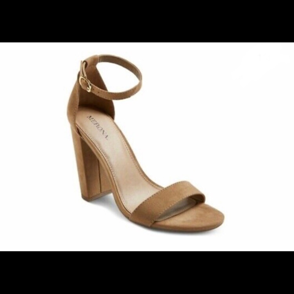 Tan Strap Chunky Heels Size 8